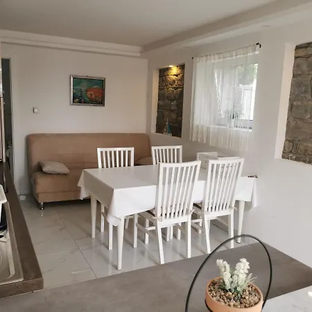Apartma Kantina Апартаменты *
