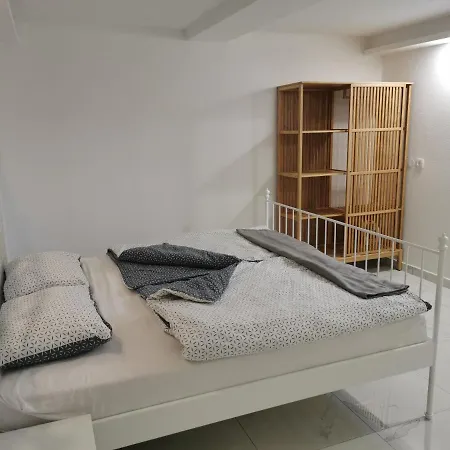 Apartma Kantina