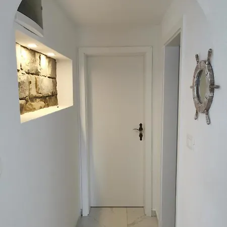 Apartma Kantina * Ankaran