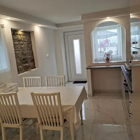 Apartma Kantina Apartament Ankaran