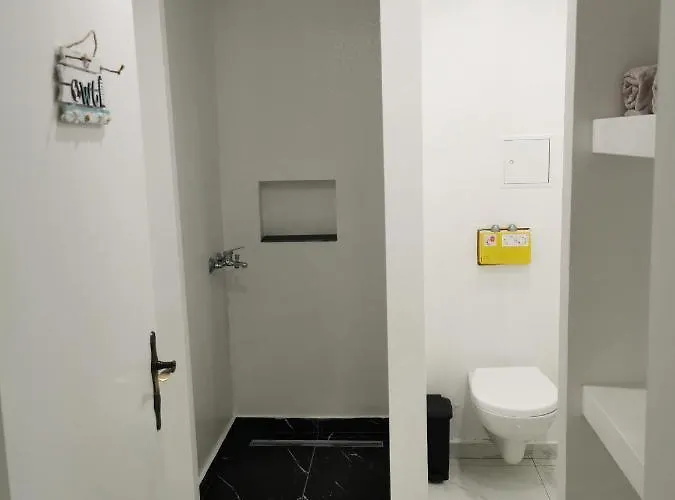 Apartma Kantina 아파트 안카란