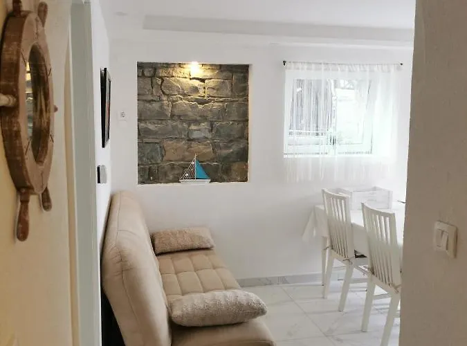 Apartma Kantina 안카란