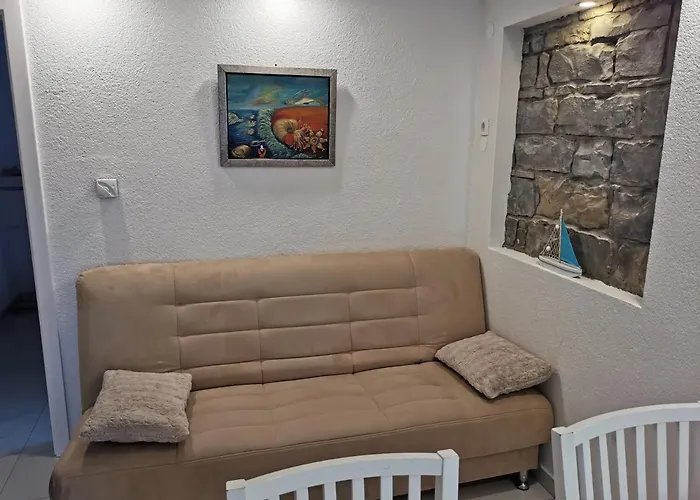 Apartma Kantina 아파트 안카란